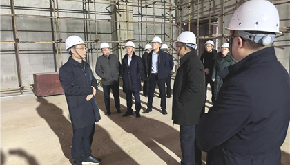 市委常委、組織部部長、黨校校長張鵬飛深入興學商務中心項目、遂星實業(yè)公司調(diào)研