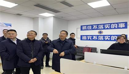 市委常委、組織部部長(zhǎng)張鵬飛一行慰問遂寧遂星公司籌備組員工